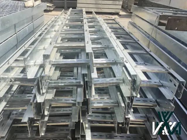 خرید نردبان کابل برق ساختمان